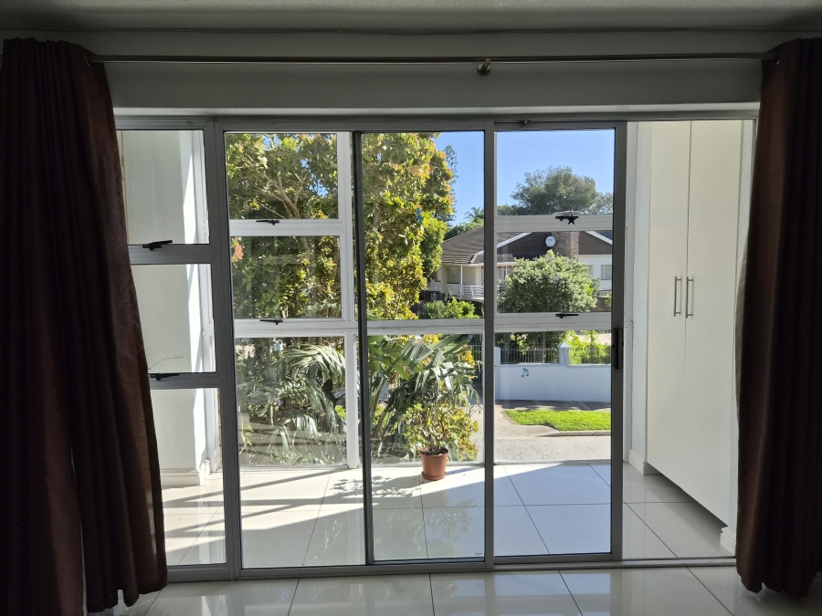1 Bedroom Property for Sale in Humewood Eastern Cape